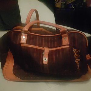 Lululemon on the move bag